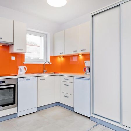 Willa Jalowcowa By Jantar Apartamenty Kolobrzeg Grzybowo  Esterno foto