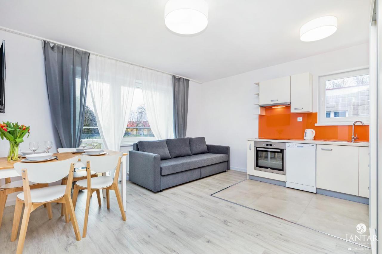Willa Jalowcowa By Jantar Apartamenty Kolobrzeg Grzybowo  Esterno foto